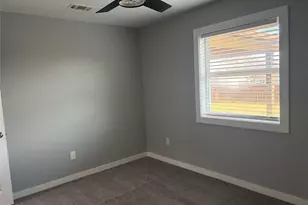 6524 Cinnamon Oaks Dr, Dallas, TX 75241 - Photo 15