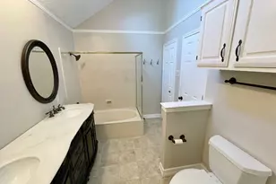 3147 Royal Gable Dr, Dallas, TX 75229 - Photo 15