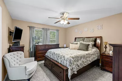 905 Poe Street, Azle, TX 76020 - Photo 17
