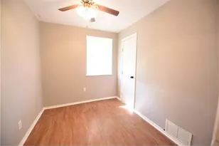 6012 Cowden St, Lake Worth, TX 76135 - Photo 5