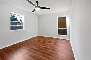 2201 Shady Meadow Ct, Arlington, TX 76013 - Photo 9