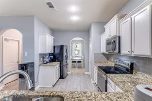 6012 Amber Cliff Ln, Fort Worth, TX 76179 - Photo 7