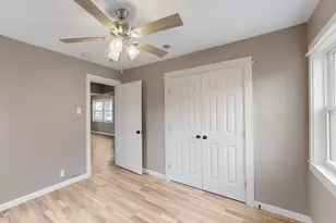 1035 Blaylock Cir S, Irving, TX 75061 - Photo 33