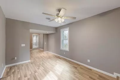 1035 Blaylock Circle S, Irving, TX 75061 - Photo 9