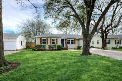 1035 Blaylock Circle S, Irving, TX 75061 - Photo 3