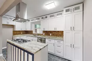 1035 Blaylock Cir S, Irving, TX 75061 - Photo 15