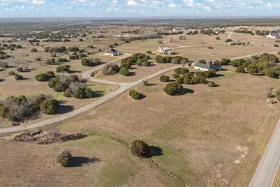 7449 Royal Winchester Drive, Cleburne, TX 76033 - Photo 13