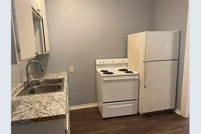 1006 S Throckmorton Street, Sherman, TX 75090 - Photo 5