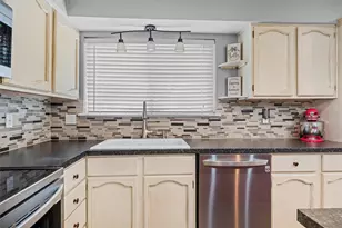 206 Nettletree St, Arlington, TX 76018 - Photo 7