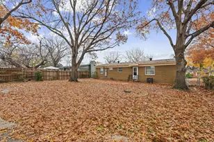 10907 Cotillion Dr, Dallas, TX 75228 - Photo 27