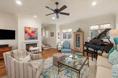 271 Casa Blanca Avenue, Fort Worth, TX 76107 - Photo 9