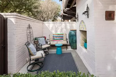 271 Casa Blanca Avenue, Fort Worth, TX 76107 - Photo 37