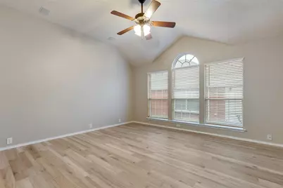 10522 Brandenberg Drive, Frisco, TX 75035 - Photo 9