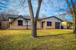 549 NW Hillery St, Burleson, TX 76028 - Photo 1