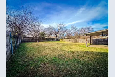 549 NW Hillery Street, Burleson, TX 76028 - Photo 21