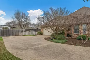 1689 W Tate Ave, Robinson, TX 76706 - Photo 5