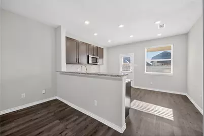 1405 Wentwood Drive, DeSoto, TX 75115 - Photo 9