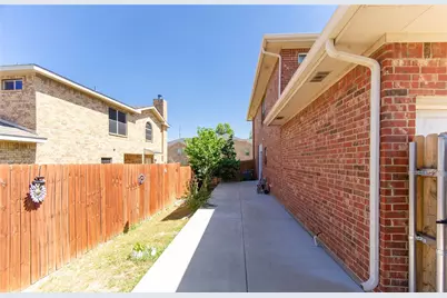 1953 Timber Oaks Drive, Garland, TX 75040 - Photo 21