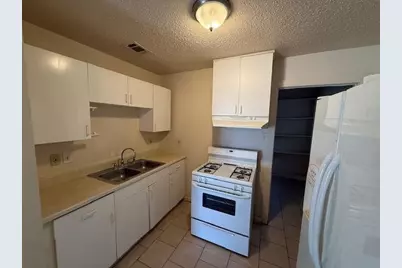 622 Smith Street, Denton, TX 76205 - Photo 5