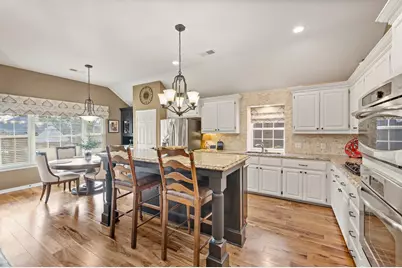 2640 Wickersham Court, Grapevine, TX 76051 - Photo 13