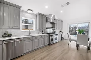 2005 Shoreline Dr, Flower Mound, TX 75022 - Photo 9