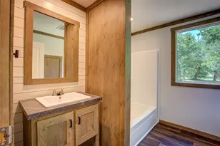 3910 Highland Dr, Lone Oak, TX 75453 - Photo 21