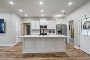 901 W Owing St, Denison, TX 75020 - Photo 5