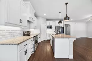 6317 Red Cliff Dr, Fort Worth, TX 76179 - Photo 9