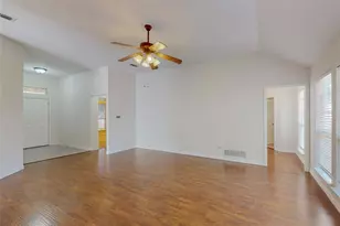 5425 Bryce Canyon Dr, Fort Worth, TX 76137 - Photo 9