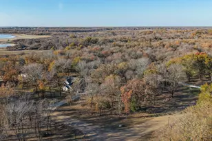 126 Lakeview Trl, Mabank, TX 75147 - Photo 19