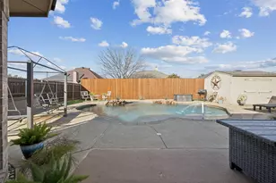 6641 Sunny Hill Dr, Watauga, TX 76148 - Photo 21