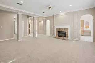 2113 Brentcove Dr, Grapevine, TX 76051 - Photo 11