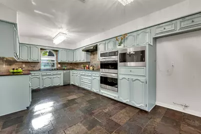 9511 Robin Meadow Drive, Dallas, TX 75243 - Photo 15