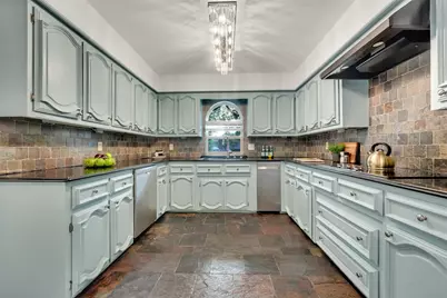 9511 Robin Meadow Drive, Dallas, TX 75243 - Photo 11