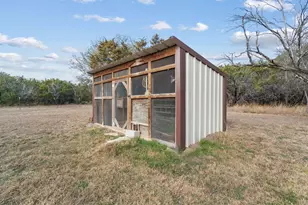 1211 County Rd 1024, Glen Rose, TX 76043 - Photo 35