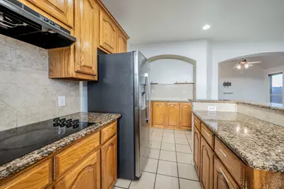 7042 Hedgebrook Drive, Dallas, TX 75249 - Photo 11