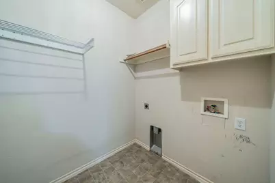 7042 Hedgebrook Drive, Dallas, TX 75249 - Photo 35