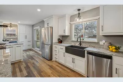 3419 Lakeridge Drive, Grapevine, TX 76051 - Photo 13