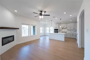 2212 Valencia Dr, Little Elm, TX 75068 - Photo 7