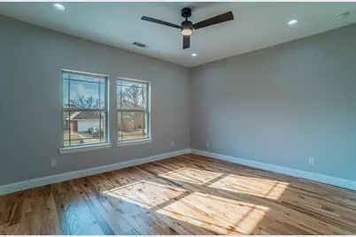 8319 Deep Green Drive, Dallas, TX 75249 - Photo 25