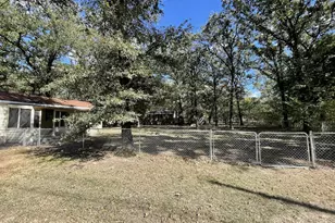 166 Fernwood Dr, Mabank, TX 75156 - Photo 11