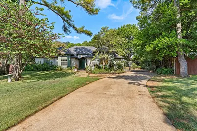 3422 Mercury Drive, Grapevine, TX 76051 - Photo 3