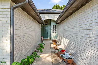 3422 Mercury Drive, Grapevine, TX 76051 - Photo 3