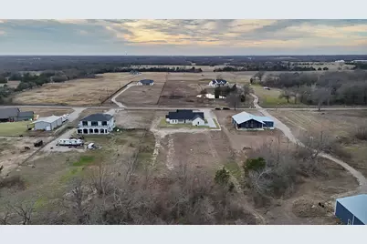 3089 Cr-1076, Celeste, TX 75423 - Photo 39