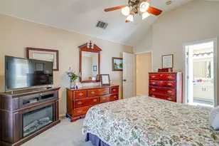 435 Arbor Lawn Dr, Burleson, TX 76028 - Photo 31