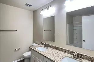 912 Bee Creek Ln, Fort Worth, TX 76120 - Photo 9