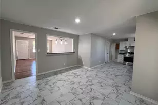 900 NW 11th St, Mineral Wells, TX 76067 - Photo 7