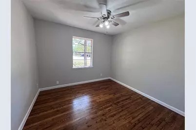 900 NW 11th Street, Mineral Wells, TX 76067 - Photo 21