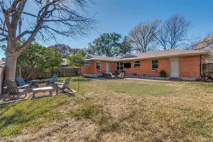 10641 Lake Haven Dr, Dallas, TX 75238 - Photo 23