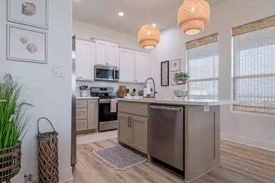 512 Caplen Shores Circle, Port Bolivar, TX 77617 - Photo 9